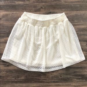 🏖Summer Sale🏖 Maurices White Lace Skirt - Size M
